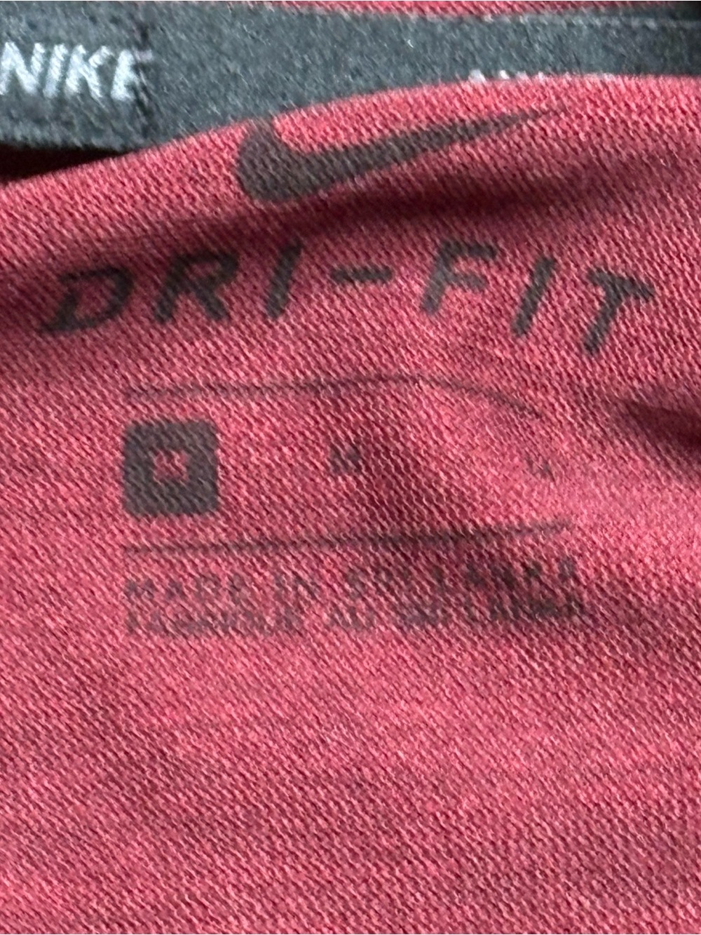 Nike Men’s Dri-Fit Hoodie - Picture 4 of 4